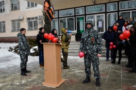 «Вежливые люди» поздравили жителей Луганска с Днём освобождения от немецко-фашистских захватчиков