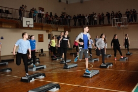 «Ударим фитнесом по зимней хандре»: в университете прошел первый фитнес-марафон