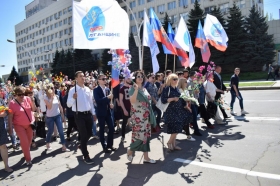 1500 студентов, преподавателей и сотрудников  ЛНУ имени Тараса Шевченко приняли участие в праздновании Первомая