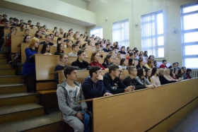 Студенты ЛНУ имени Тараса Шевченко провели акцию «Молодежь против СПИДа»