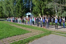 Юные алчевские поисковики побывали в оздоровительном лагере Костромской области (РФ)