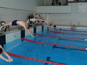 Кафедра спортивных дисциплин приглашает на занятия по плаванию!