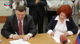 Представители ЛНР и ДНР в городе Донецке подписали соглашение о партнерстве при трудоустройстве выпускников