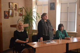 В Духовно-просветительском центре  имени святого преподобного Нестора Летописца состоялась встреча с луганской писательницей