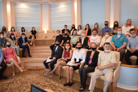 Диалог на равных: студенческий актив ЛГПУ принял участие во встрече с руководителем вуза