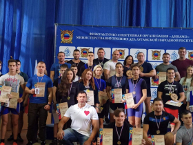 Студент ЛГПУ стал призером в состязаниях по пауэрлифтингу