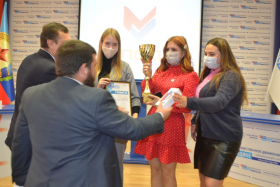Победу в Республиканском дебатном турнире «Имею мнение» одержали студенты ЛГПУ