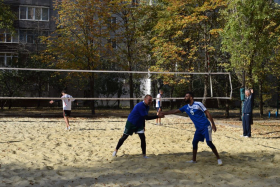 Под патронажем ОД «Мир Луганщине» в ЛГПУ прошел турнир по пляжному волейболу