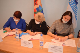 ЛГПУ подписал договора о сотрудничестве между университетом и экспериментальными школами