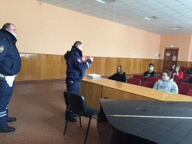 Представители ЛГПУ провели встречу с инспекторами ДПС