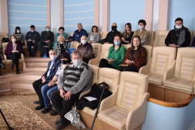 Накануне векового юбилея в ЛГПУ поздравили ветеранов педагогического труда 