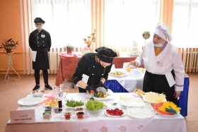 Луганский профессиональный торгово-кулинарный колледж ЛГПУ принял участие в Фестивале науки