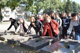 Студенты ЛГПУ  посетили музей «Памяти погибших» в городе Ровеньки