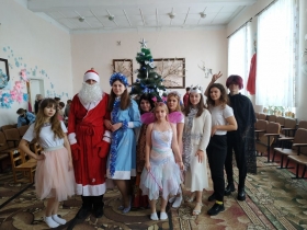 Волонтеры ЛГПУ подарили праздник детям