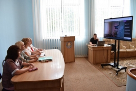 Учителя ЛНР приняли участие в работе круглого стола на педагогическую тематику в РФ