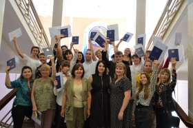 Выпускникам Института профессионального развития ЛГПУ вручили дипломы