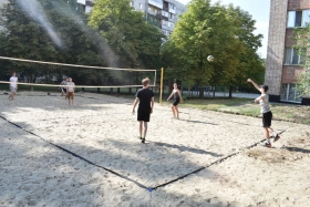 Состязание по пляжному волейболу среди бойцов молодежного трудового отряда «АТОМ» состоялось в ЛГПУ