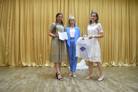 ЛГПУ вручил дипломы выпускникам Старобельского педагогического колледжа