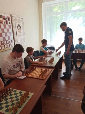 Студент ЛГПУ стал участником шахматного турнира с международным гроссмейстером