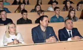 Российский ученый провел открытую лекцию для студентов ЛГПУ