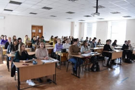 Открытый кураторский час «Права и обязанности современного студента» провели в Институте педагогики и психологии ЛГПУ