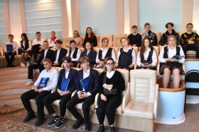 В рамках проекта «Педкласс в гостях у Педвуза» учащиеся из освобожденных территорий ЛНР посетили ЛГПУ