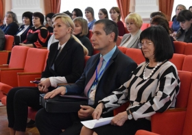 В рамках Международной научно-практической конференции «Ценностные приоритеты образования в XXI веке» в ЛГПУ прошла панельная дискуссия 