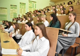 Министр образования и науки ЛНР провел лекцию для студентов ЛГПУ