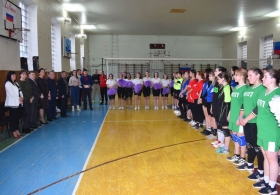 Первенство ЛГПУ по волейболу среди юниорок, посвящённое памяти сотрудников и студентов погибших в боях за освобождение ЛНР завершилось