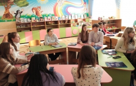 Учащиеся педагогических классов ЛНР стали гостями церемонии открытия главной елки ЛГПУ