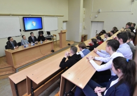 Преподаватели кафедры дипломатии МГИМО встретились со студентами и преподавателями ЛГПУ