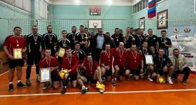 Команда Института физического воспитания и спорта ЛГПУ одержала победу в турнире Марковского района по волейболу