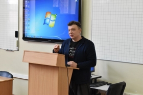 Студенты ЛГПУ обсудили с Семеном Ураловым когнитивные войны