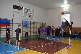 К 80-летию освобождения Ворошиловграда от немецко-фашистских захватчиков в ЛГПУ провели баскетбольный турнир