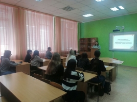 В ЛГПУ прошло заседание клуба «Духовное единение» на тему «Формирование коммуникативной мобильности студентов в игровой деятельности»