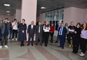 Преподаватели и студенты ЛГПУ отпраздновали Масленицу