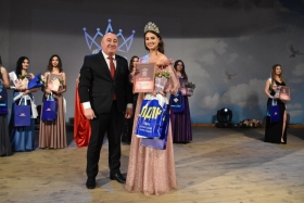 В преддверии празднования Международного женского дня состоялся конкурс «Мисс ЛГПУ