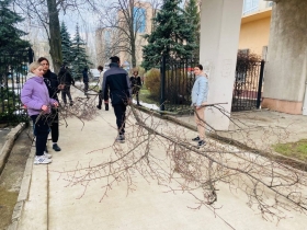 Студенты ЛГПУ вышли на ликвидацию последствий мартовской снежной бури
