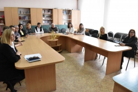 Представителям ЛГПУ вручили удостоверения об окончании курса «Наставник для команды Центра карьеры»