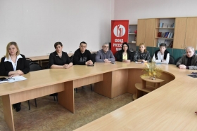 Представителям ЛГПУ вручили удостоверения об окончании курса «Наставник для команды Центра карьеры»