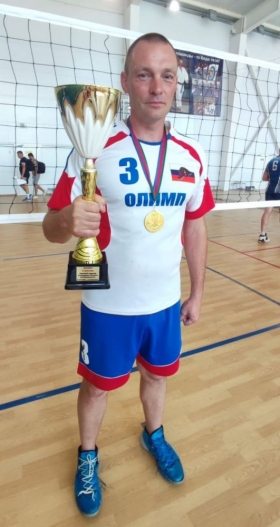 Педагог ЛГПУ – победитель волейбольного турнира памяти Виктора Белянского