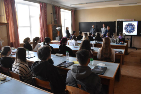 ПедКласс в гостях у ПедВУЗа: 43 школьника посетили ЛГПУ