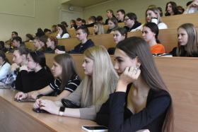 Студенты и преподаватели ИИМОСПН ЛГПУ почтили подвиг освободителей Киева