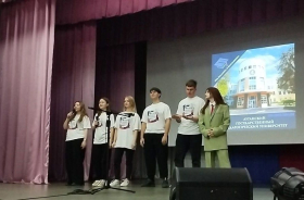 Представители ЛГПУ провели выездную профориентационную встречу со старшеклассниками Новопсковского муниципального округа