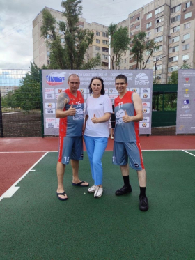 В Луганске прошло открытие новой спортивной площадки