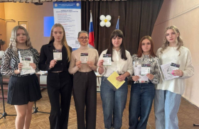 Представители Луганского педагогического провели профориентационную встречу со старшеклассниками пгт. Петровка