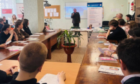 Профориентационные встречи продолжаются: представители ЛГПУ в Беловодском округе