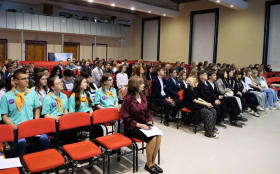 Я в вожатые пойду, пусть меня научат: в День пионерии в ЛГПУ стартовала «Школа вожатого»