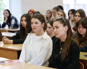 Час с профессионалом: в ЛГПУ обсудили карьерные возможности в МВД ЛНР