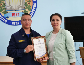 В ЛГПУ наградили добровольцев студенческого спасательного отряда «Ворошиловец»